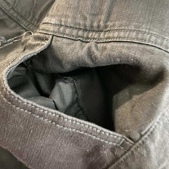 Torrid Lean Jean Crop Black Cotton Blend NWT Women's 5X   Description  Size: 5X - Picture 5 of 10